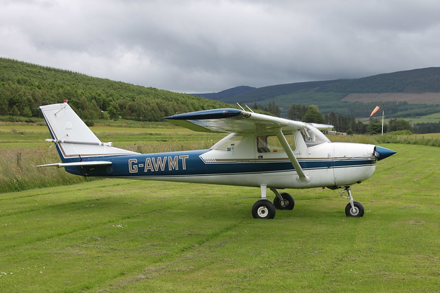 Cessna 150 G-AWMT Insch 04/07/14