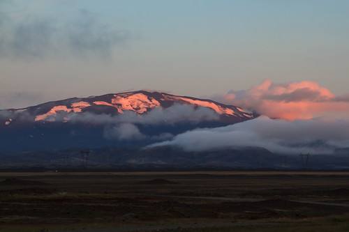 Tramonto sul Vulcano by Roveclimb, travel sunset mountain trekking walking volcano iceland tramonto hiking journey caldera summit monta