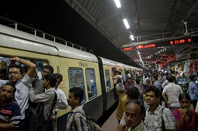 Daily Passenger : Local Train Of Kolkata / Howrah ( EMU ) - Snap 1