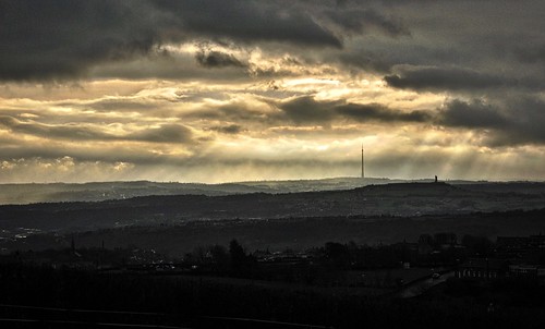huddersfield west yorkshire sunrise pennines england uk sky clouds shadows emleymoor mast hills morning march 2017 castlehill victoriatower tower kirklees almostanything