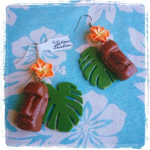 Rapa Nuit Orange   Soon Listed on  www.glitterparadise.com   #GlitterParadise #Jewelry #Bijoux #BijouxFantaisie #PinupJewelry #PinupFashion #PinupAccessories #PinUp #PinupStyle #RockingJewelry #RetroFashion #Tikis #TikiJewelry #tropical #wahine #Hawaï #Fe | by glitterparadise