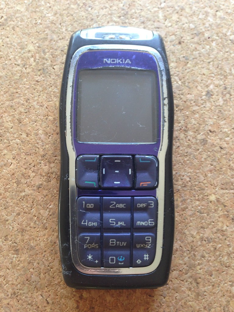 Nokia 3220 Mobile Cell Phone. | firehouse.ie | Flickr