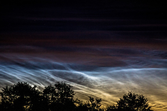 Dawn Noctilucent Clouds from Oxfordshire (3) 07/07/14