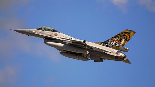 General Dynamics (Fokker) F-16AM Fighting Falcon 671 of Luftforsvaret (Royal Norwegian Air Force) | by EJ200