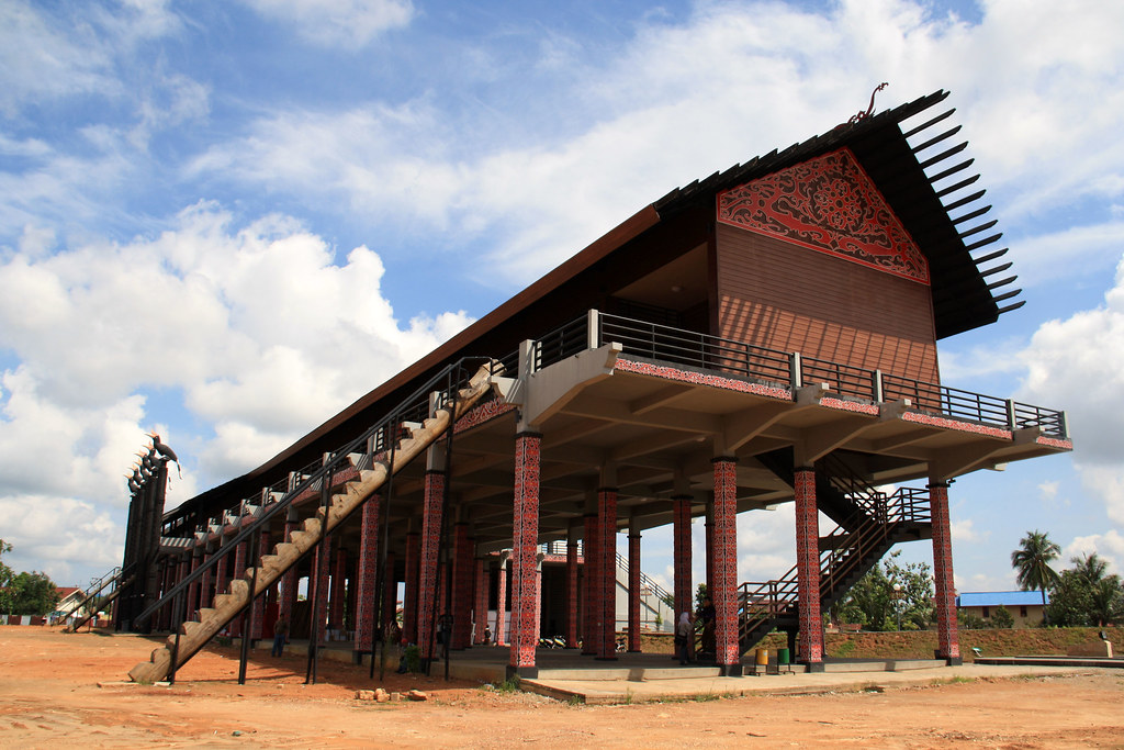  Rumah Adat Dayak Radakng Pontianak Kalimantan Barat 