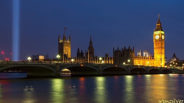 Being a Tourist in london: Palace of Westminster