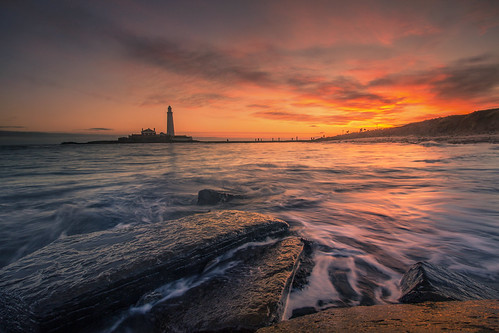sunrise lighthouse serene calm tranquil