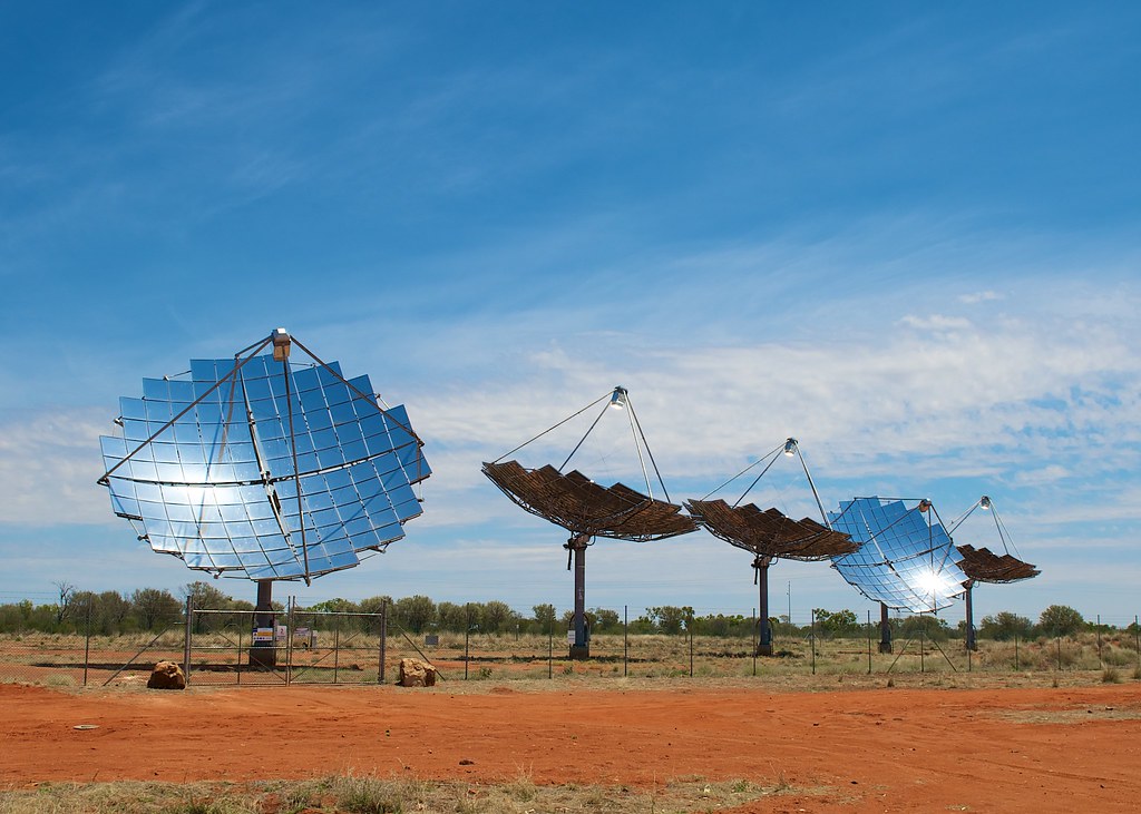 solar-farm-dishes-ergon-energy-station-windorah-queens-flickr