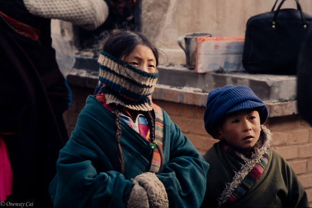 Pilgrims_Tibetan kids