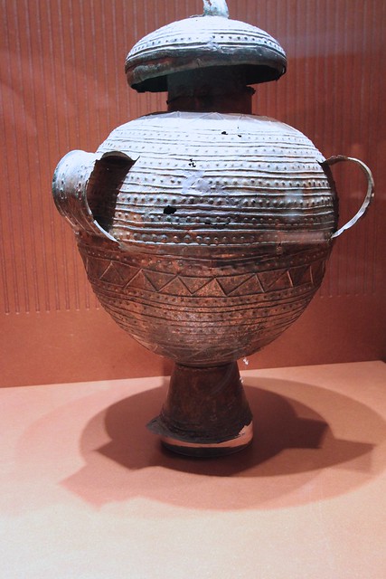 Bronze Etruscan urn, Archaeology Museum, Florence