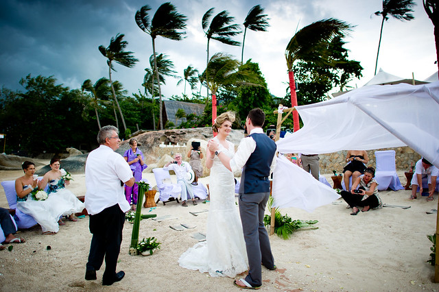 Samui Wedding Photographer - Beach Republic Koh Samui Wedding
