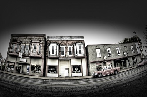 historic eos dslr block jamiesmed canon 2012 snapseed vignette road buildings teamcanon rokinon rebel lynchburg t1i explored prime geotagged roads geotag focus software wide landscape lens fisheye fixed rural ohio blackwhite bw blackandwhite manual midwest photography iphoneedit spring facebook app highlandcounty april handyphoto country