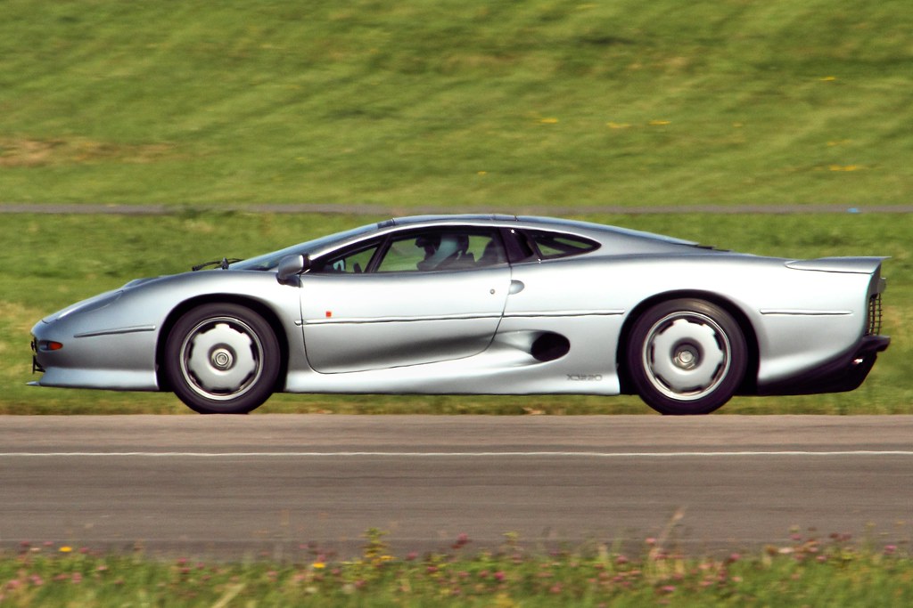 Image of Jaguar XJ220 - Dunsfold Wings and Wheels 2014 - Explored :-)