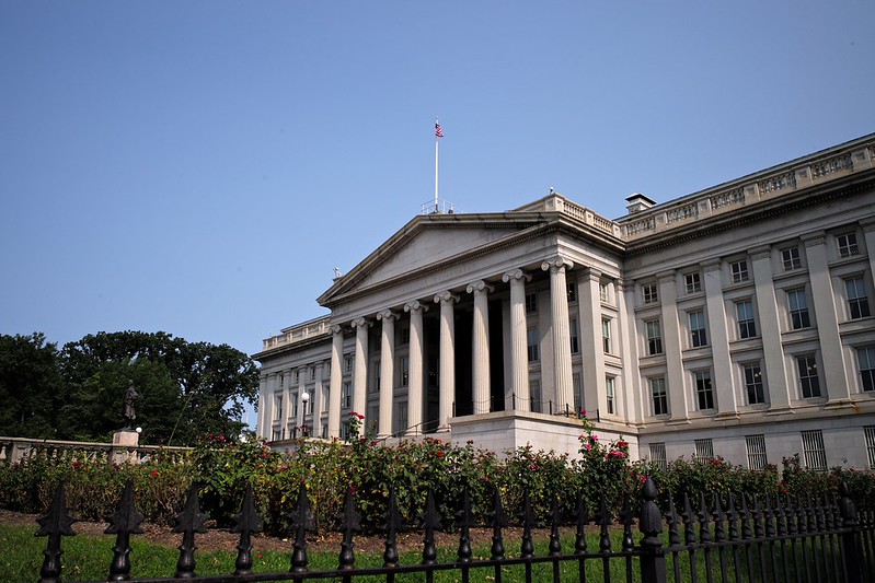 Tổng thống Trump nói lạm phát có thể giúp xóa nợ công 40 nghìn tỷ USD
