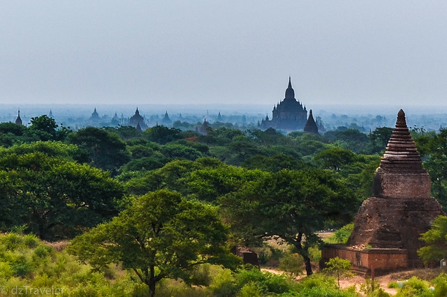 Shot taken from Thatbyinnyu Phaya Temple roof top, Bagan, an ancient city of Myanmar.