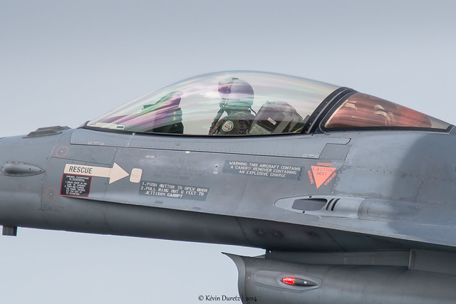 Take off - General Dynamics F-16AM J-511