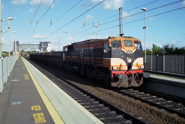 Clontarf Road - 071 Class loco
