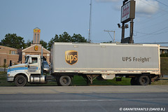 Ex-Motor Cargo UPS Freight International 9100 (2)