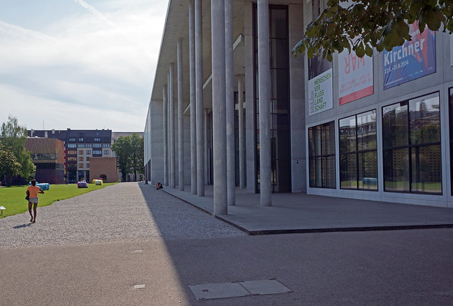 2014-08-10 München, Pinakothek der Moderne 002