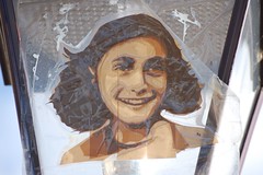 Anne Frank als Streetart