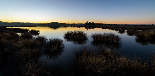 bayview dusk hawkesbay hills light napier newzealand pond sky sunset tarn tide tussock westshore caldwell ankh
