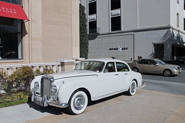 Bentley S1 Continental Flying Spur Saloon