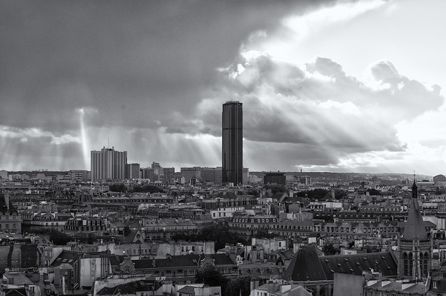 Parigi 332 Torre di Montparnasse da Notre Dame