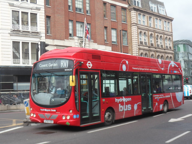 Tower Transit LF53 XZU Route RV1 - London SE1 25/09/2014