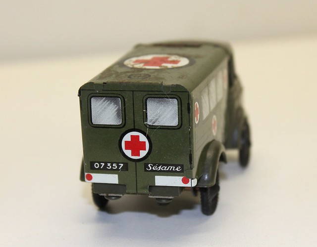 Berliet GAK ambulance