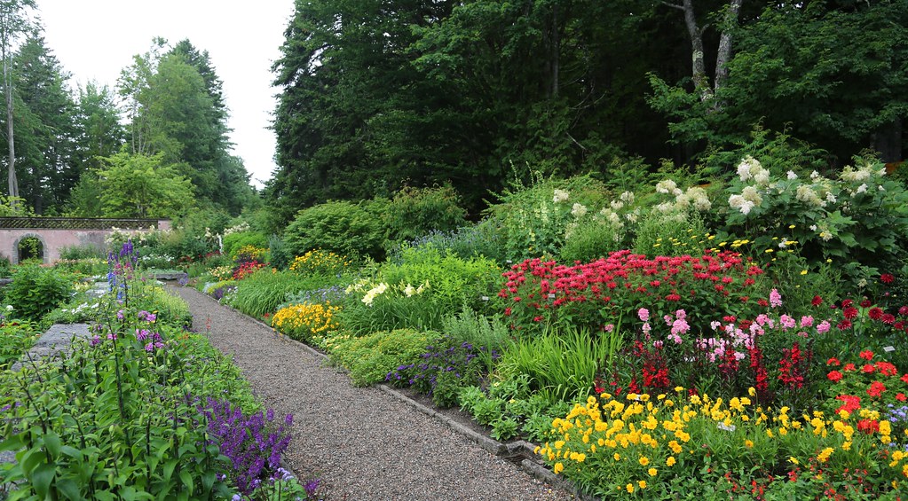 A Rainy Visit To The Abby Aldrich Rockefeller Garden In Se Flickr
