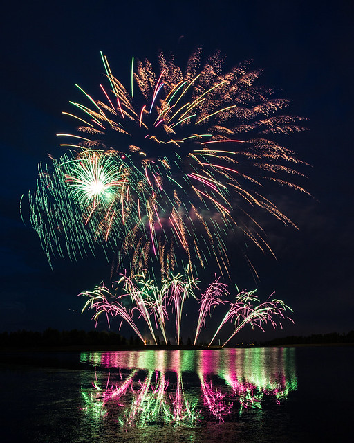Globalfest Fireworks Calgary 2014