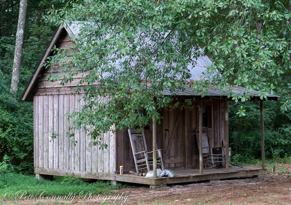 Shed Rocking Chair Shed and 2 Rocking Chairs | I've been passing this shed on m… | Flickr