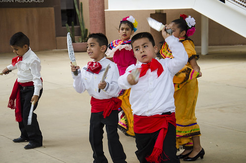 Cesar Chavez Elementary folkloric dancers