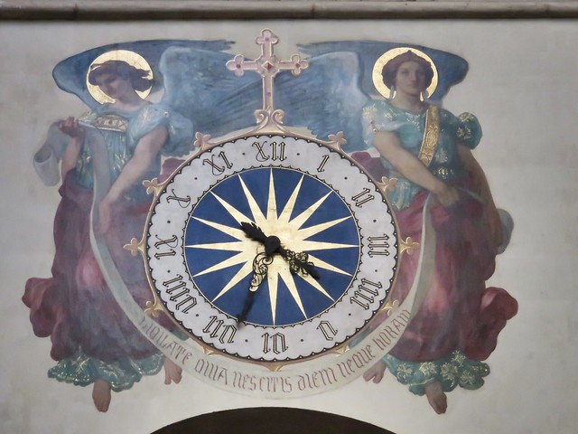 Saint-Germain l'Auxerrois clock