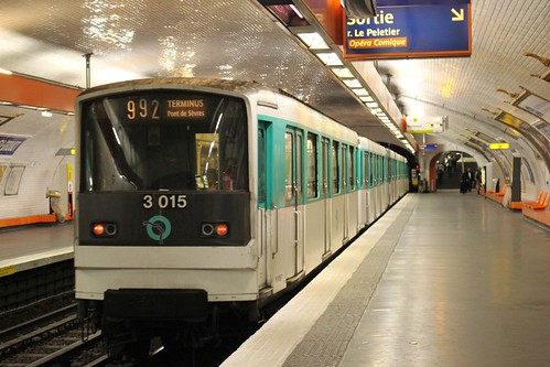 RATP Line 9, Richelieu-Drouot, 12.6.2014