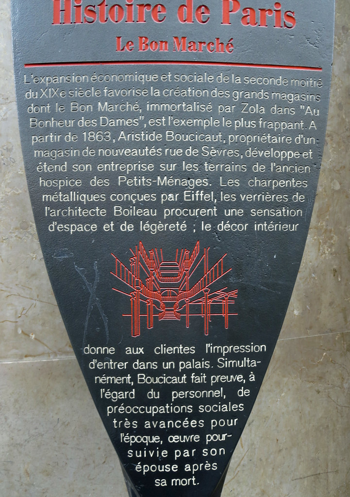 Le Bon Marché plaque - at the corner of rue du Bac and rue de Babylone, Paris 7th arr