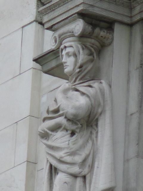 Courthouse Caryatids Roof Statues 2409