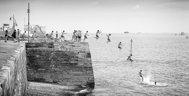 Tombstoning at Old Portsmouth