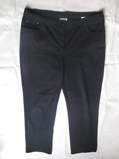 Black trousers | @sandymillin | eltpics | Flickr