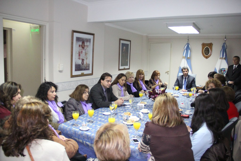 2014-06-26 Visita Protocolar Asociacion Civil Mujeres al Frente