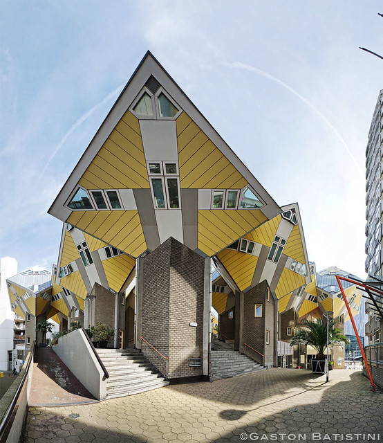 Cube Houses, Rotterdam, Nederlands