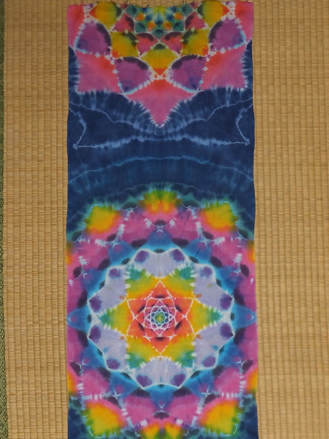 psychedelic mandala tiedye tenugui