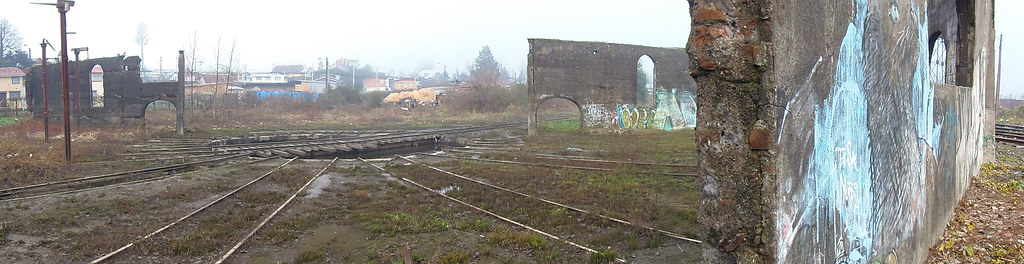 Restos de antigua estación de trenes en el sur de Chile,Valdivia.