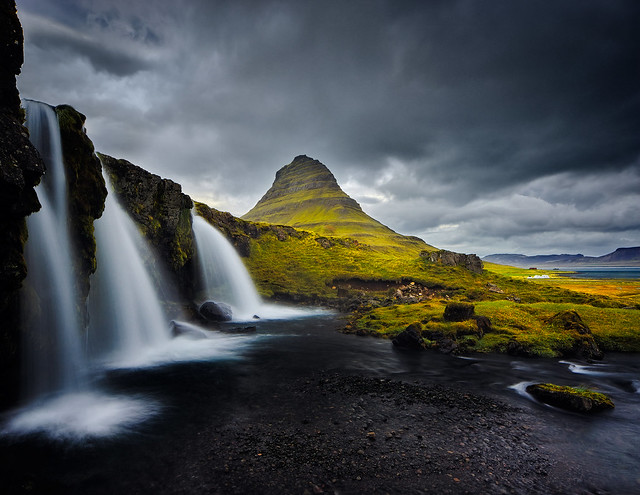 Oh no, another photo of Kirkjufell
