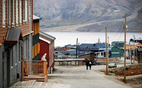 svalbard spitsbergen longyearbyen spitzbergen nybyen шпицберген
