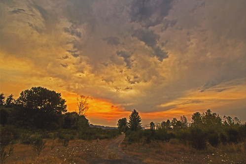 sunset storm color clouds rainieroregon