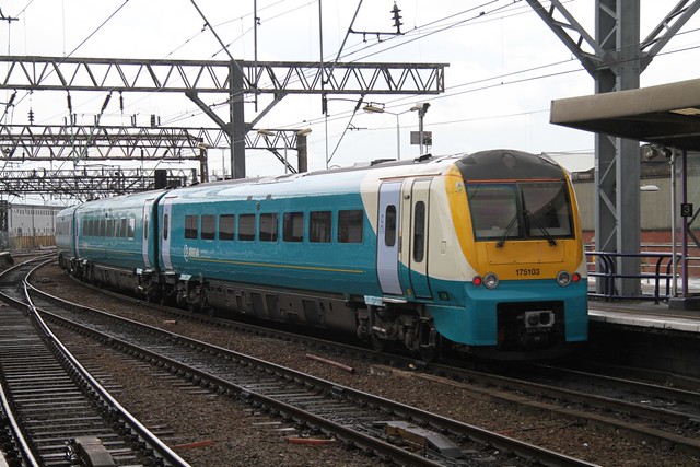 175103 MANCHESTER PICCADILLY 130511