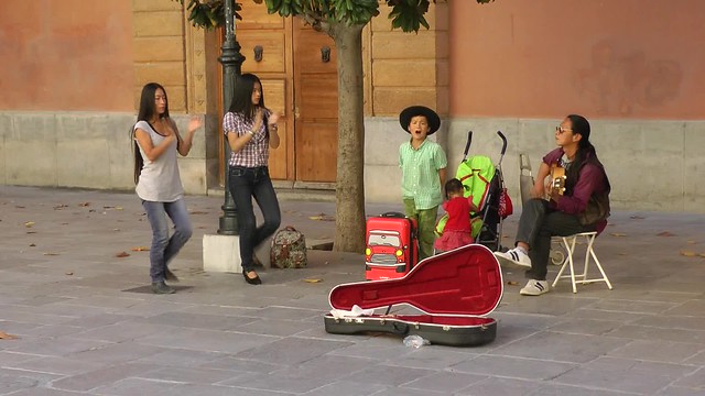 Video snippet: Gypsy family performing - Granada, Spain