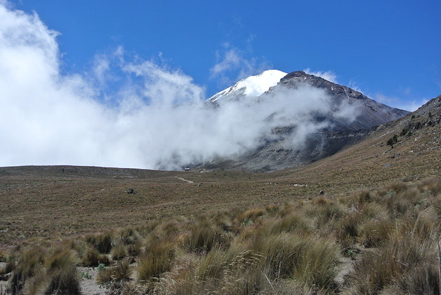 Last views of Pico de Orizaba as the cloud rolls in, the Hut can be seen beneath the cloud in the centre