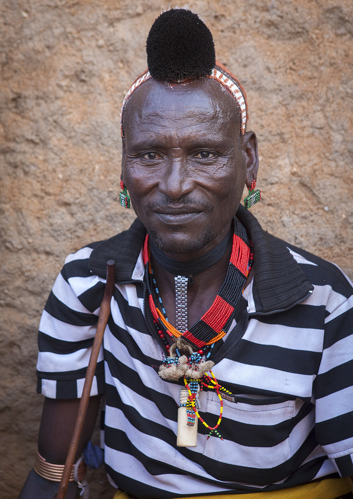 Mr Bodo Wale From Hamer Tribe with a bun on the head, Dime… | Flickr